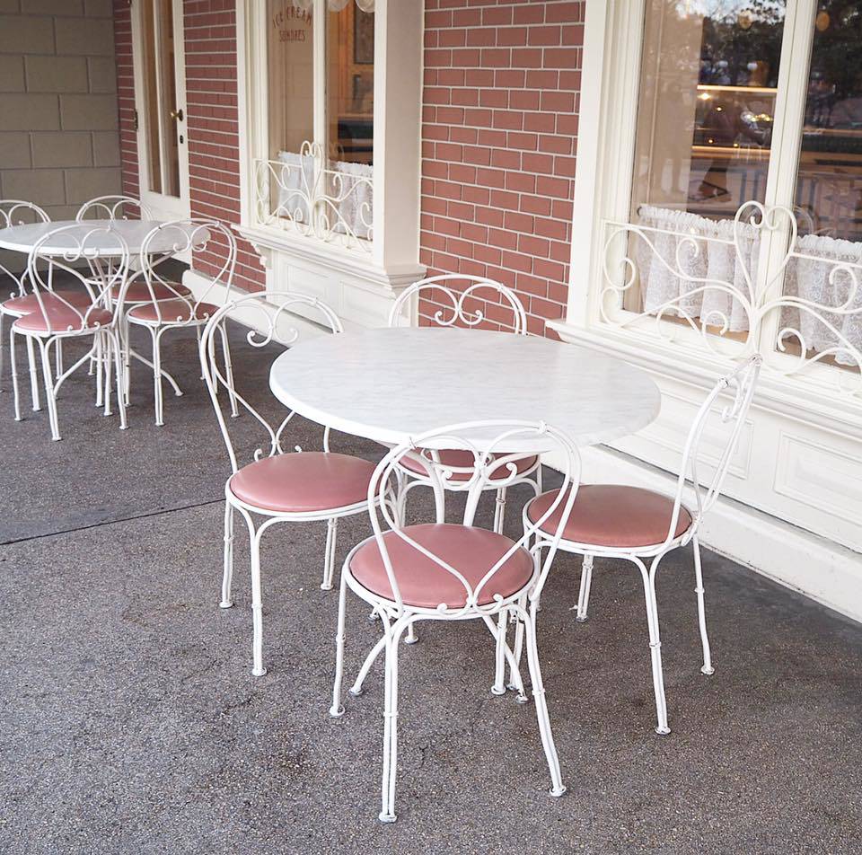 Disneyland Paris at Christmas