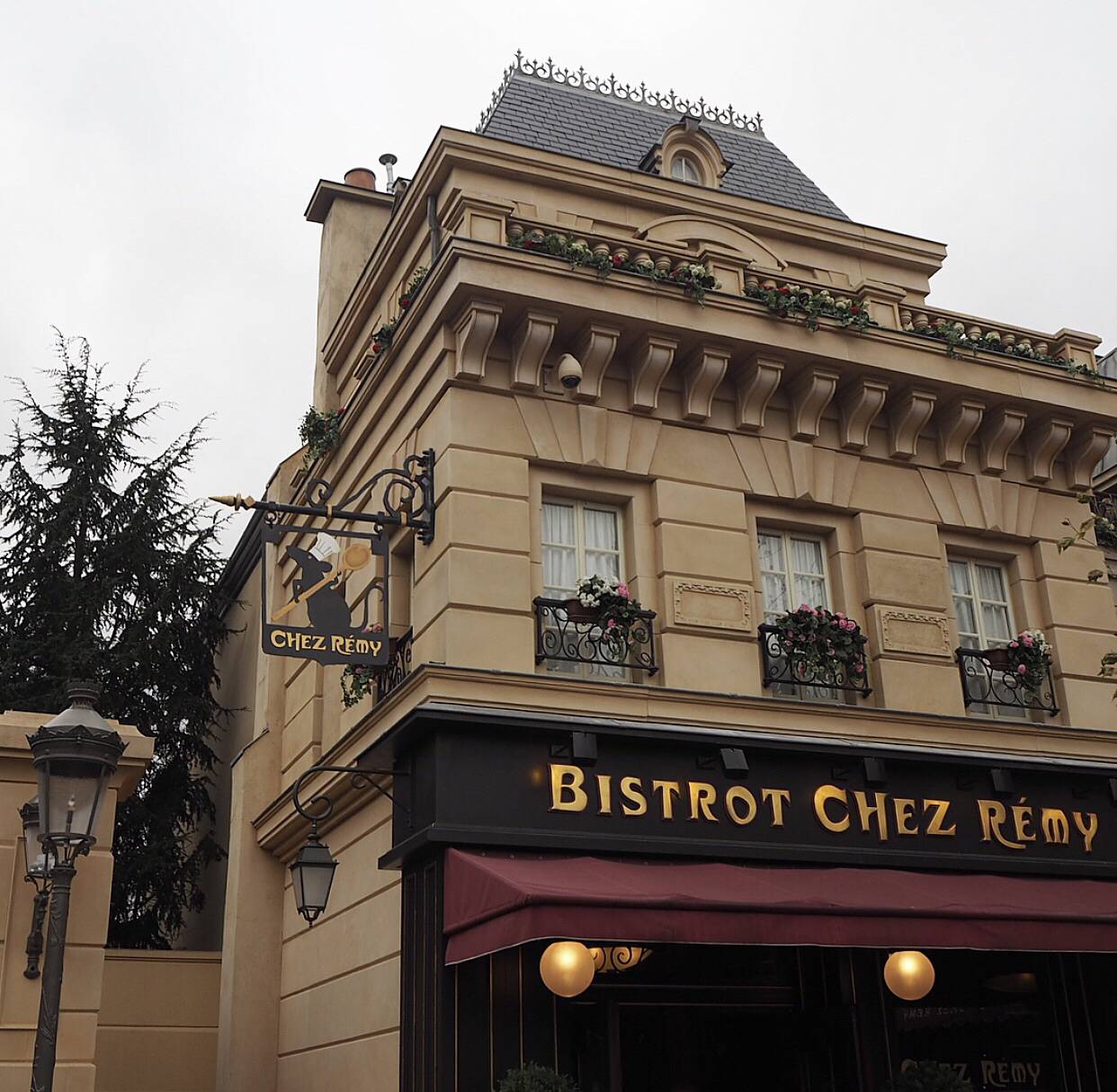 Disneyland Paris at Christmas